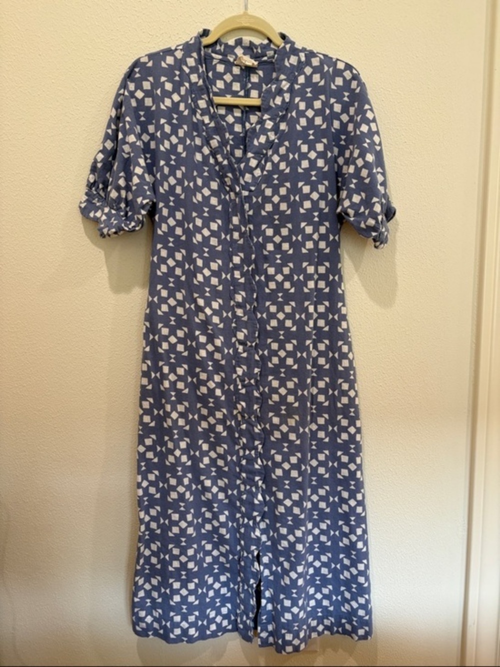 Mirth Blue & White Printed Button-Front Midi Dress